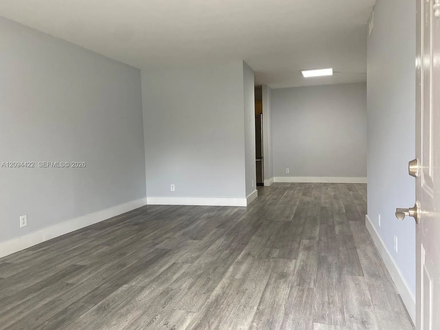 Springs Park East Condo — Photo 3