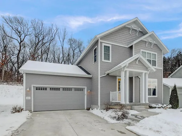 1823 Waterfall Way, Madison, WI 53718