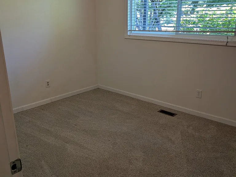 6550 SW Cherryhill Dr — Photo 25