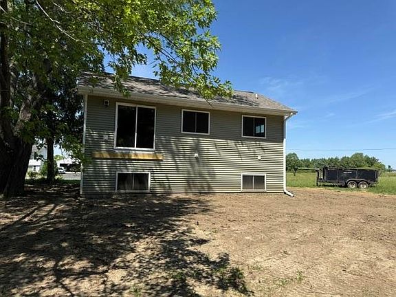 2nd image of 308 2nd St