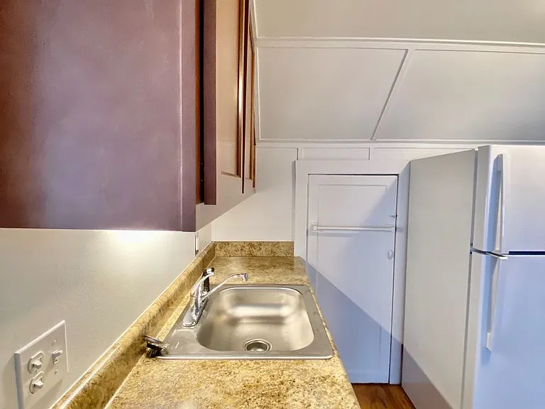 419 Washtenaw Rd — Photo 4