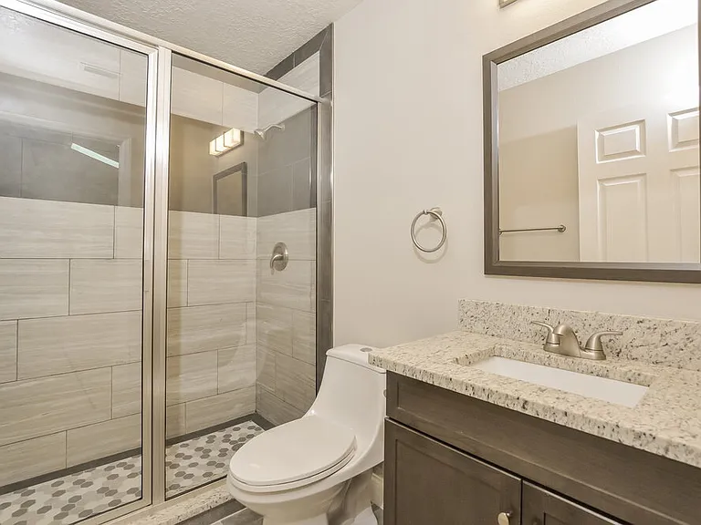 3035 Bluffton Cv — Photo 18