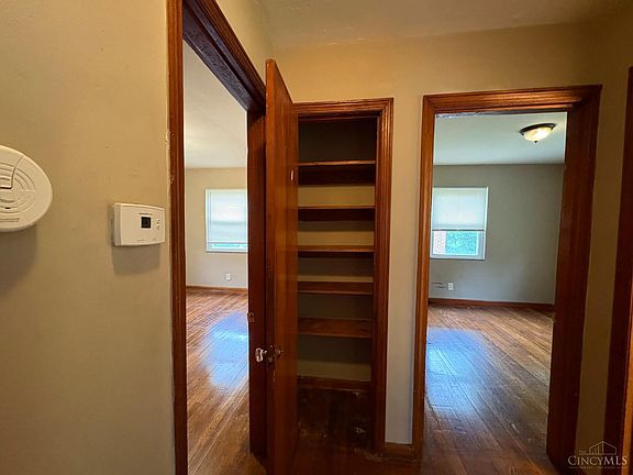 4th image of 218 Ridgeway Rd