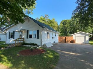 1821 20th Ave, Bloomer, WI 54724