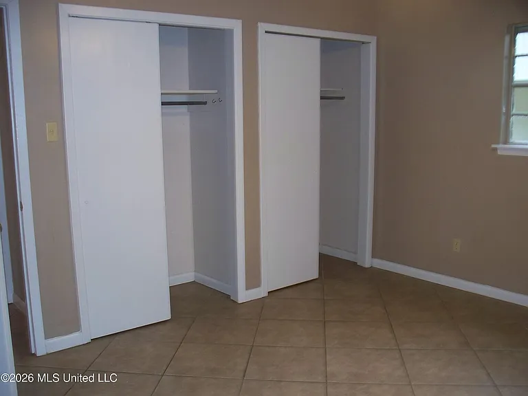 2712 Connor Dr — Photo 25