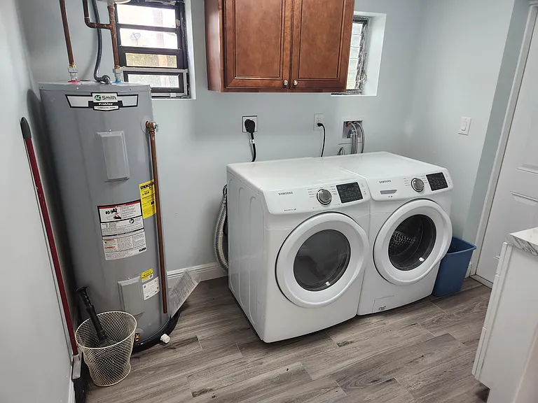 1501 Pine St — Photo 5
