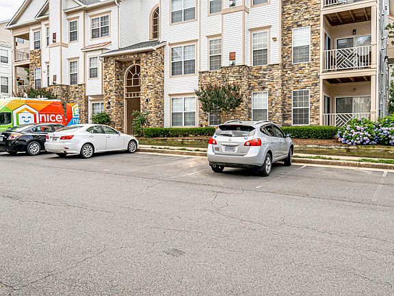 2nd image of 5909 Founders Hill Dr Unit 303