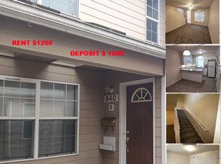 940 9th Ave APT 3, Longview, WA 98632