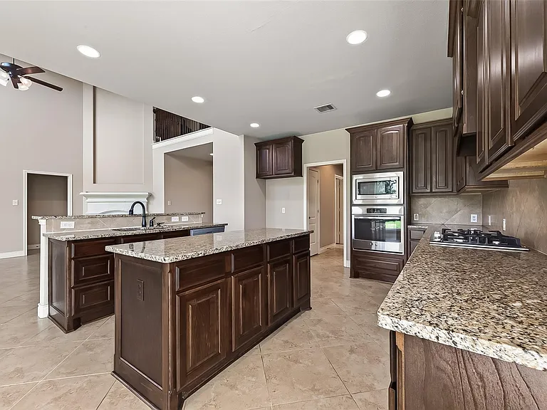 27119 Naples Run Ln — Photo 4