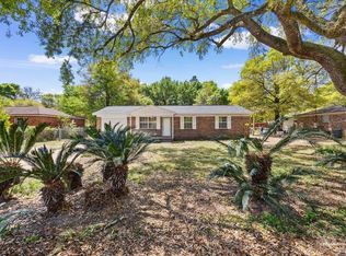 5633 Collinswood Dr, Milton, FL 32583