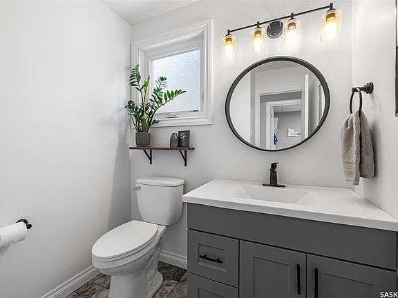 5th image of 3022 Harding STREET