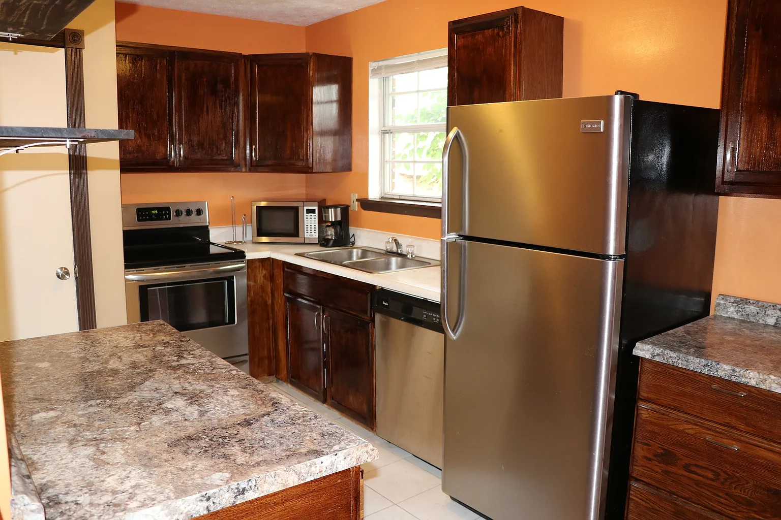 25 Dorsey Ln photo 1