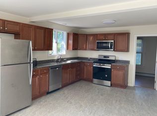 65 Schoolhouse Rd, Albany, NY 12203