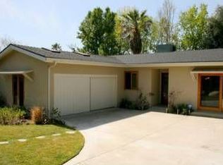 4209 Canyon Crest Rd, Altadena, CA 91001