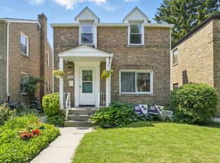 3831 Kirk St, Skokie, IL 60076