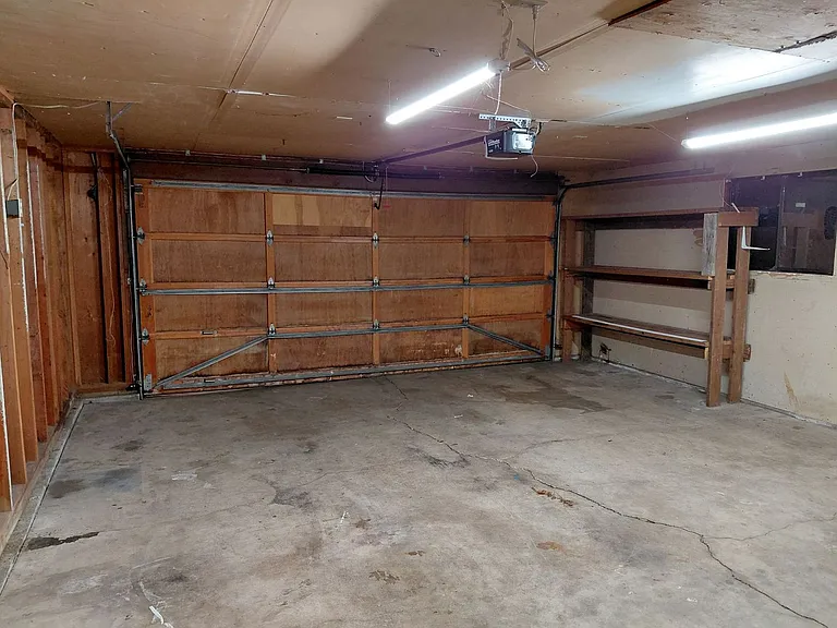 1399 Parkway Dr NW — Photo 18