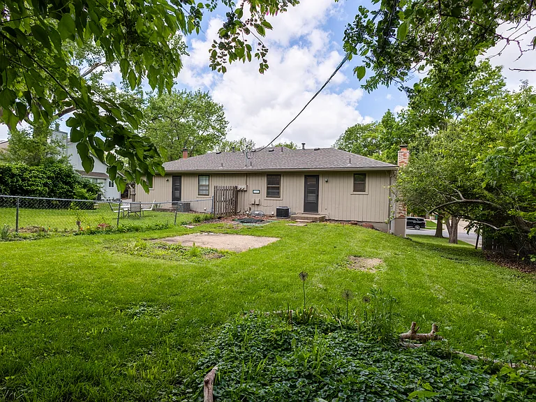 8659 Riggs St — Photo 16