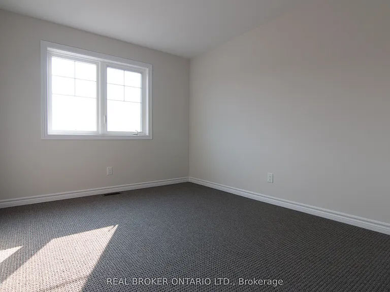 1022 Kijik Cres — Photo 23