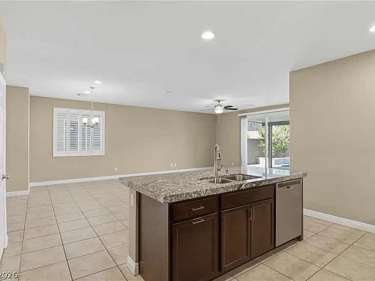 4627 Chestnut Tiger St — Photo 26