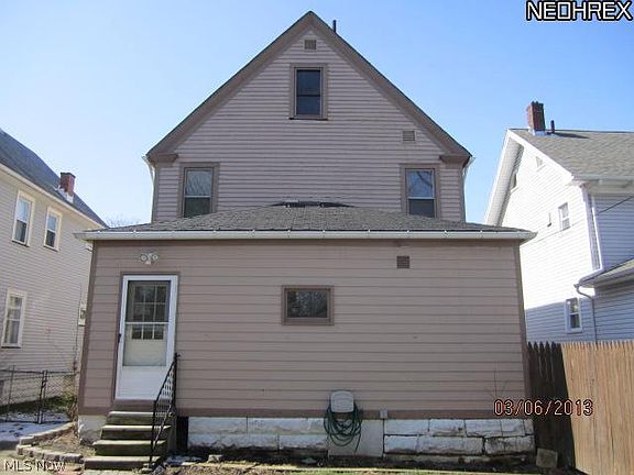 2nd image of 1515-1517 Rosewood Ave