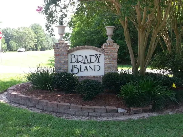 6 River Cypress Ln, Madisonville, LA 70447