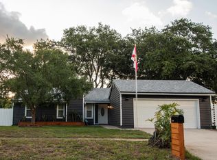 2643 Stern Dr E, Jacksonville, FL 32233