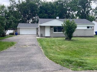 3163 Herbell Dr, Waterford, MI