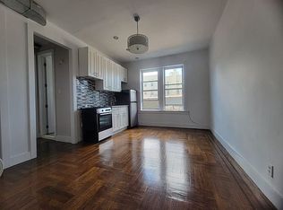 170 Roebling St #12, Brooklyn, NY 11211