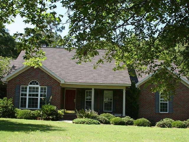 1st image of 744 Brookwood Dr
