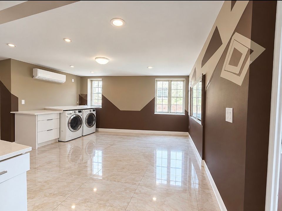 1st image of 3611 193rd St #2F