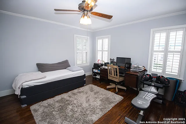 245 Calumet Pl — Photo 28