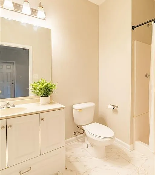 1099 Smith St SW #B — Photo 10
