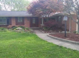 1405 Maxwell Hill Rd, Beckley, WV 25801