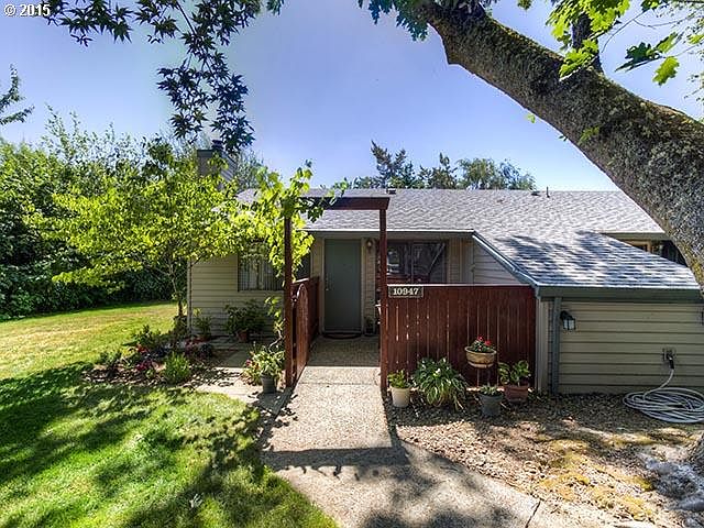 1st image of 10947 SW 121st Ave