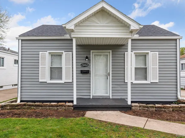 28460 Beechwood St, Garden City, MI 48135