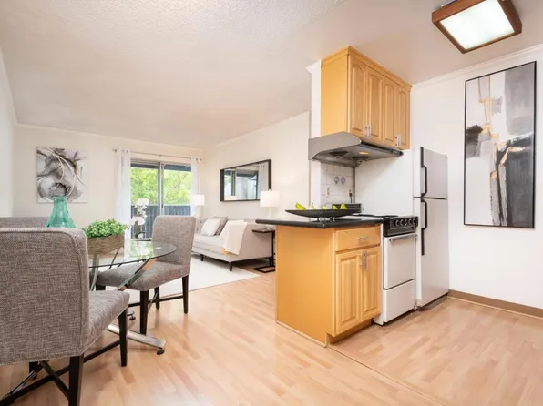 1126 Cherry Ave APT 35, San Bruno, CA 94066