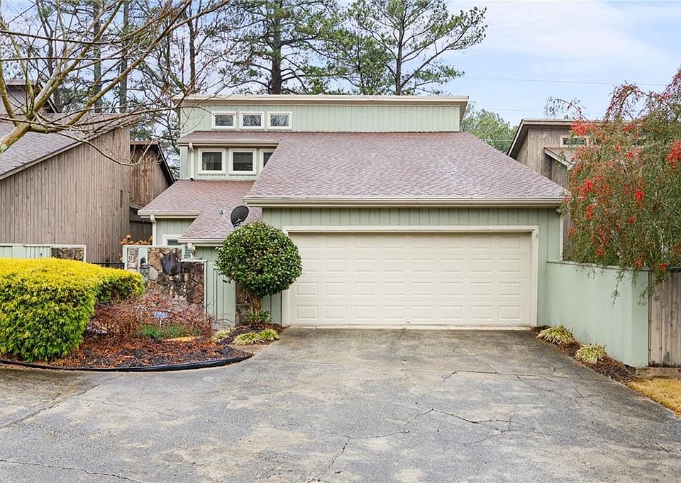 1st image of 2940 Sawtooth Cir