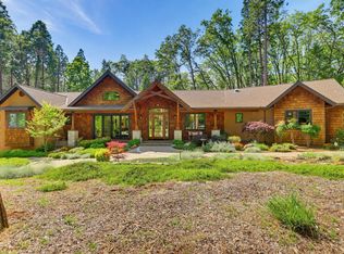 14166 Loma Rica Dr, Grass Valley, CA 95945