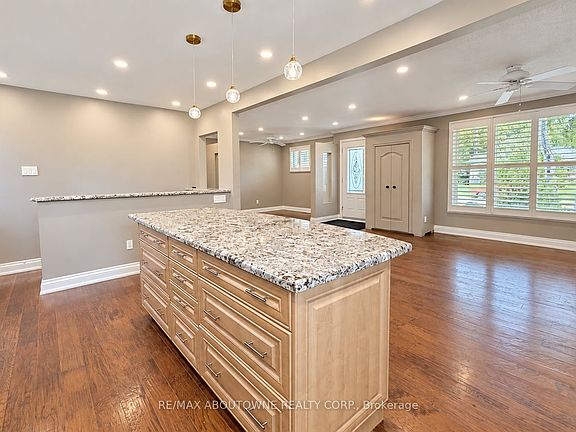 4th image of 548 Sandbrook Rd