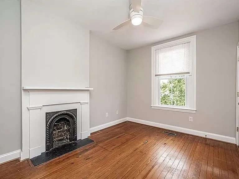 513 S Laurel St — Photo 15