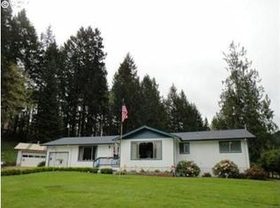 147 Golden Dr, Scottsburg, OR 97473