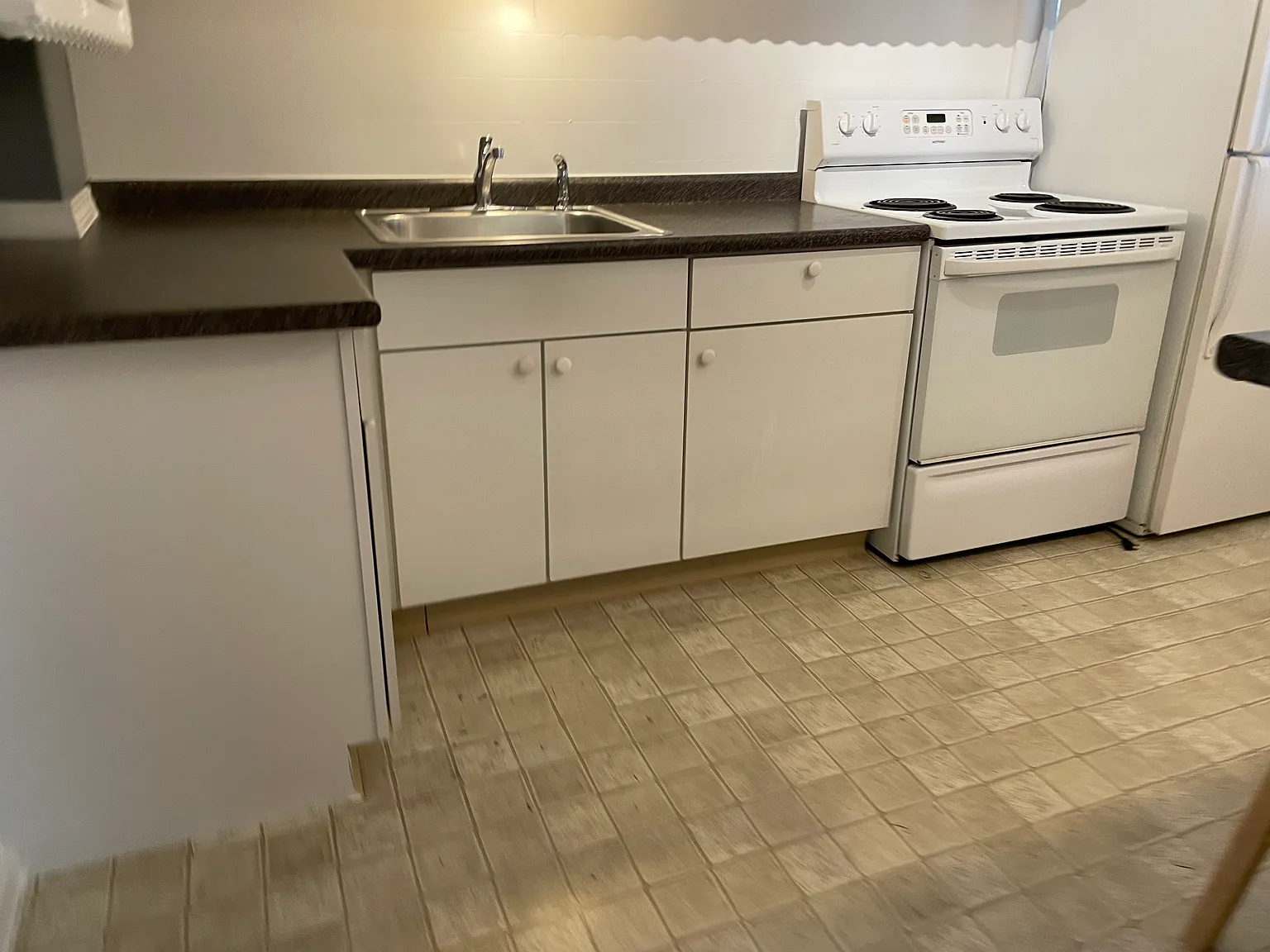53 Nesmith St — Photo 4
