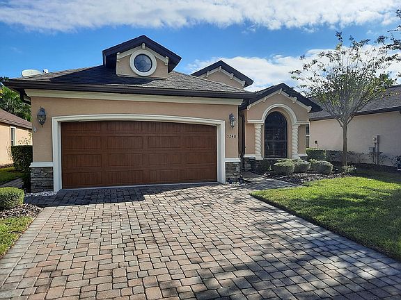 2nd image of 3240 Tralee Dr