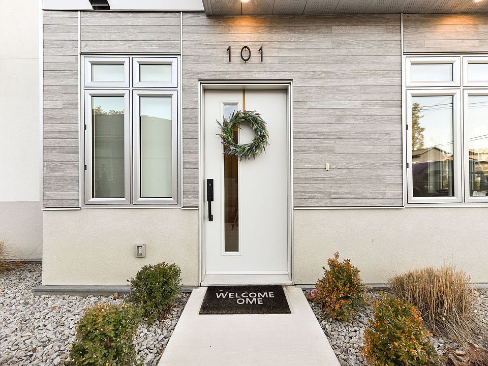 1st image of 222 Lee Ave #101