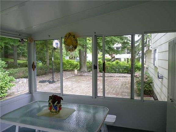 2nd image of 11 Cortland Dr