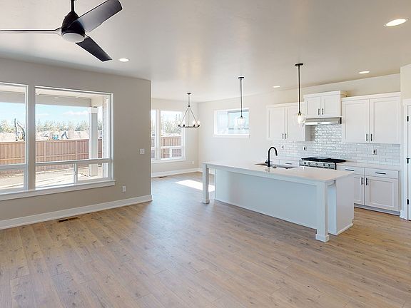 4th image of 20886 SE Caldera Dr #5LICAQ