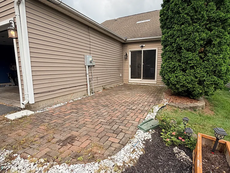 9327 Polaris Green Dr — Photo 48