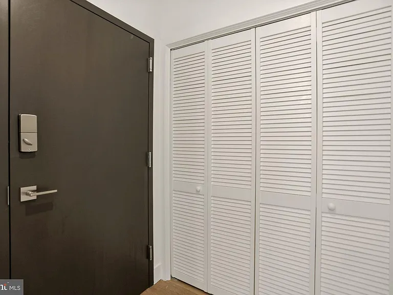 2027 Rhode Island Ave NE #401 — Photo 13