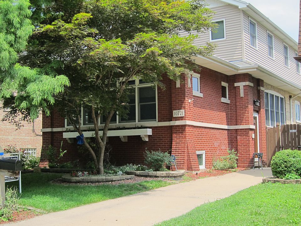 1st image of 10721 S Artesian Ave