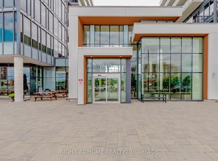 9608 Yonge St #1603, Richmond Hill, ON L4C 0X4
